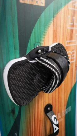 GAASTRA GA Kite Board Set Blend 2024 - 143x43 (Board Only) -Board Frei Verkäufe gk2023 ga blend 1